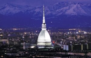 E sai che novità: Torino regina dell’arte! Aspettando il Boetti Day, l’Ouverture la suonano le gallerie…