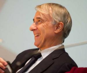 E ora tutti a votare Pisapia. Se lo dicono le riviste milanesi…