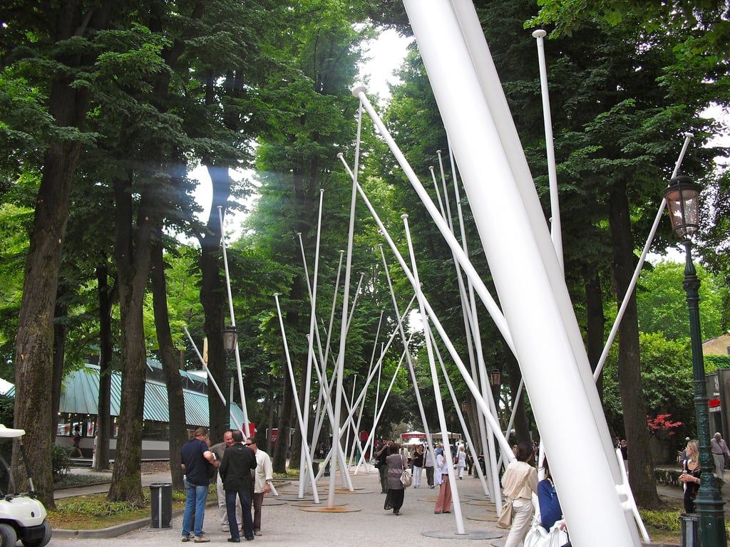 Sgarbi incandescente, Curiger evanescente? La Biennale comunque va: 50mila visitatori in 18 giorni