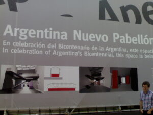 Il real estate dell’Arsenale. Di fronte alla zona ristorante si edifica il nuovo Padiglione Argentina