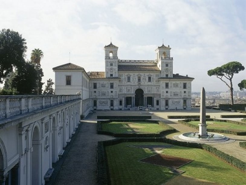 Vogliono trasformare l’Accademia di Francia a Roma in un museo. La direttrice Muriel Mayette-Holtz risponde