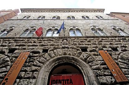 Palazzo delle Papesse vendesi. La Banca d’Italia dismette il patrimonio immobiliare e l’ex centro d’arte contemporanea di Siena va all’asta