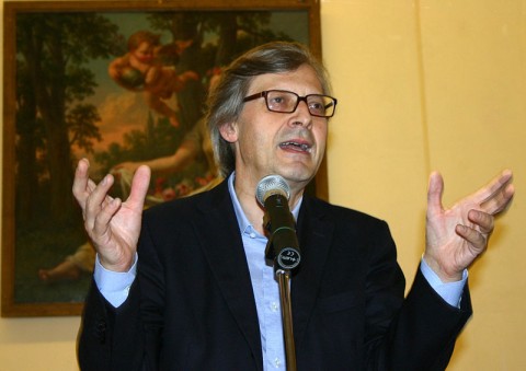 sgarbi2 Caos padiglioni regionali. Prima puntata Piemonte