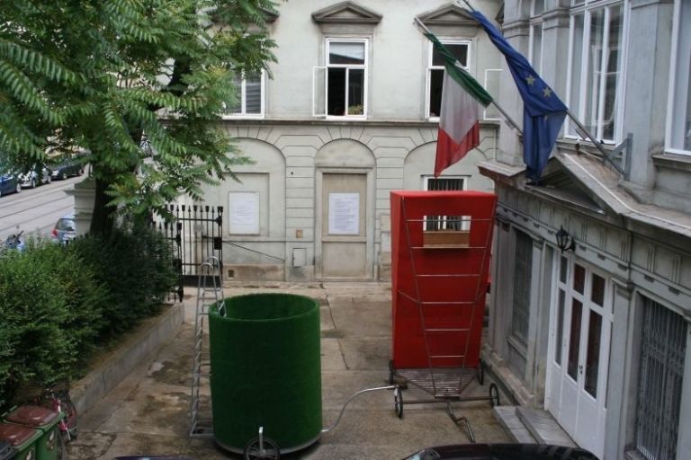 14 Feld72 PublicTrailers.01 Il Fuorisalone della Biennale? Esiste, ed è a Vienna