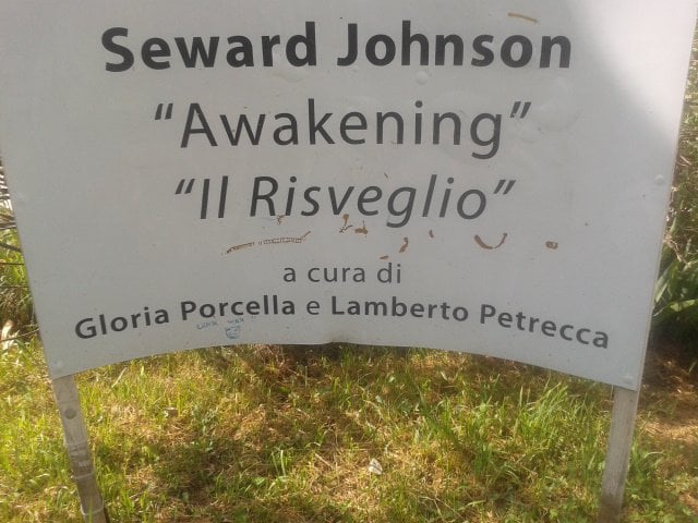 Awakening di Seward Johnson a Viterbo 1 Seward Johnson forever! Smobilitato fra le pernacchie all’Eur, il mostro zitto zitto ricompare a Viterbo