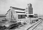 Foto depoca del magazzino 1935 Archivio Museo Storico della Salina L’Italia che tiene al suo patrimonio culturale. In Puglia, salvato dall’incuria il Magazzino Sofisticazione Sali di Pier Luigi Nervi