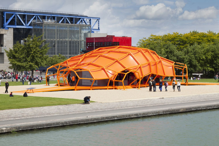 La Ville Intelligente © JAKOB+MACFARLANE Nicolas Borel photographer 5 Una piccola Parigi, a Parigi. Nel Parc de la Villette squilla la Ville Intelligente di Jakob+MacFarlane