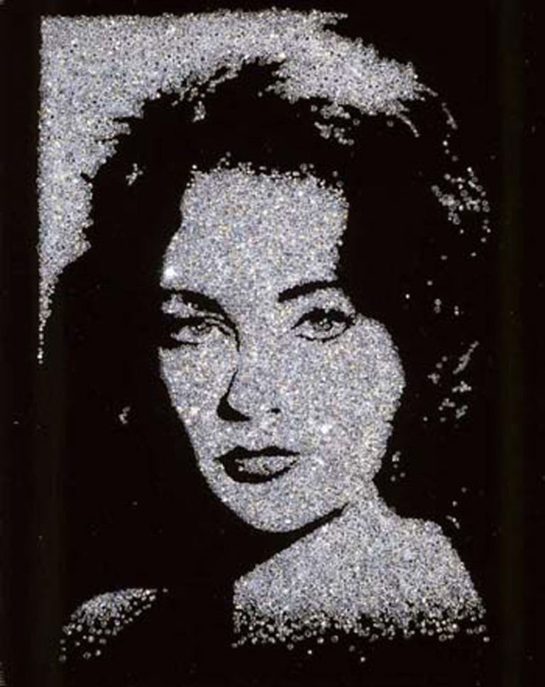 Liz Taylor by Vik Muniz Inverno newyorkese griffato Taylor. Christie’s si prepara a rendere omaggio alla grande Liz