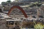 Mauro Staccioli Scolacium 1 Incorniciare la storia. Tocca a Mauro Staccioli “intersecarsi” con il Parco Archeologico di Scolacium, in Calabria