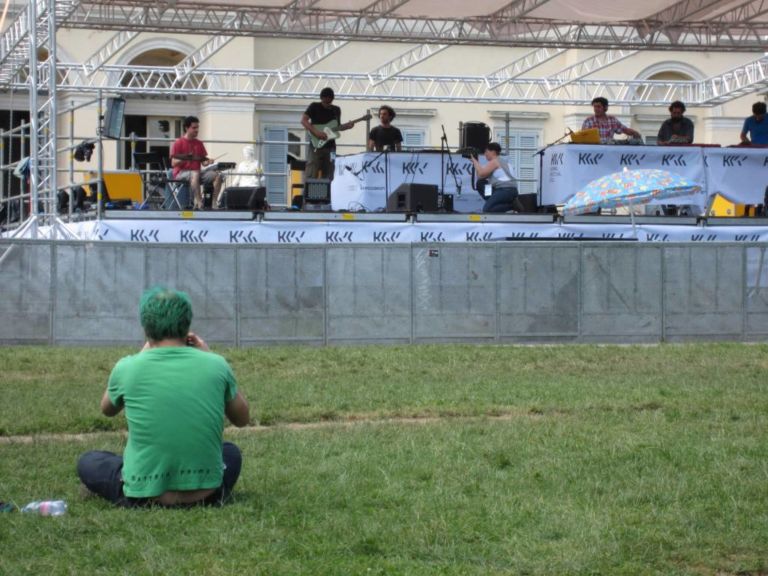 mimetismi sotto il palco del Kernel di Desio Dalla provincia con furore