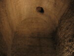 3 Un interno delle antiche cisterne romane Una passeggiata in Umbria, fra la videoarte internazionale. Nel ventre di Todi, dentro antiche cisterne romane…