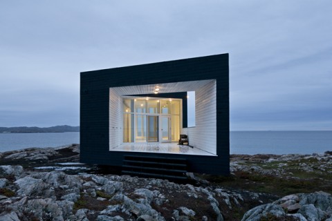Fogo Island Art Corporation Il Canada che (non?) ti aspetti. Due isolettte di pescatori rinascono grazie a un esperimento di arte contemporanea che fonde architettura, design e arte