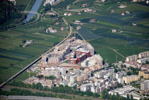 Il nuovo quartiere Casanova di Bolzano Non un contenitore, ma un progetto di arte partecipata. Parte il concorso per il Parco d’Artista, nel nuovo quartiere Casanova di Bolzano
