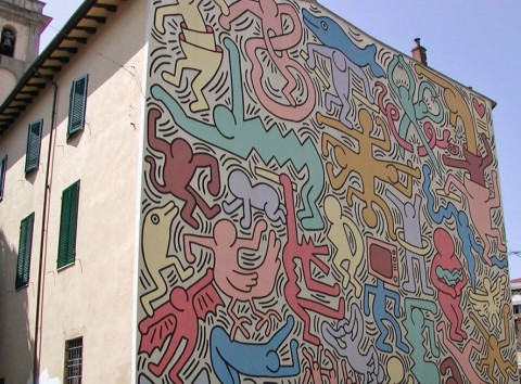 Tuttomondo l’ultima grande opera di Haring donata a Pisa Quanto costa? 80mila euro, pagano l’UE e una fondazione americana. Al via il check up per il restauro di Tuttomondo, l’ultima grande opera di Haring, donata a Pisa