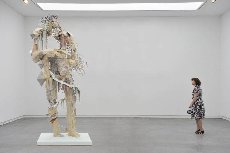 42 Il futuro (e il presente) della scultura, secondo Saatchi