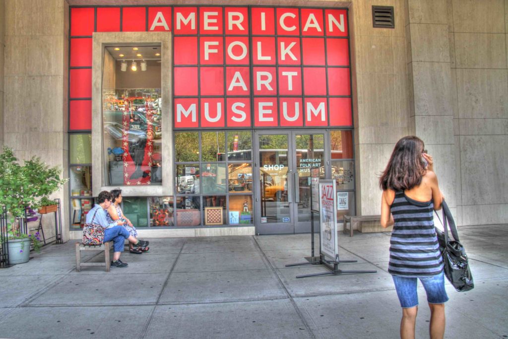 American Folk Art Museum a rischio chiusura a New York? No, dopo la cessione di casa al MoMA, ci mette una pezza la Ford Foundation
