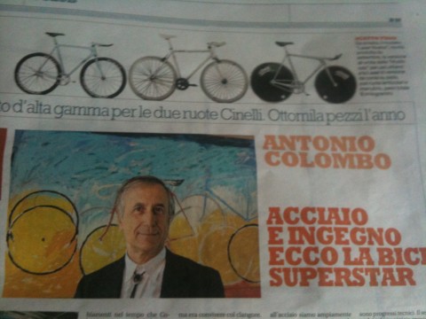 Antonio Colombo Esce il nuovo inserto RClub di Repubblica. E chi c'è nella pagina dei "talenti"? Un gallerista che pedala avendo voluto la bicicletta. Anzi tante biciclette