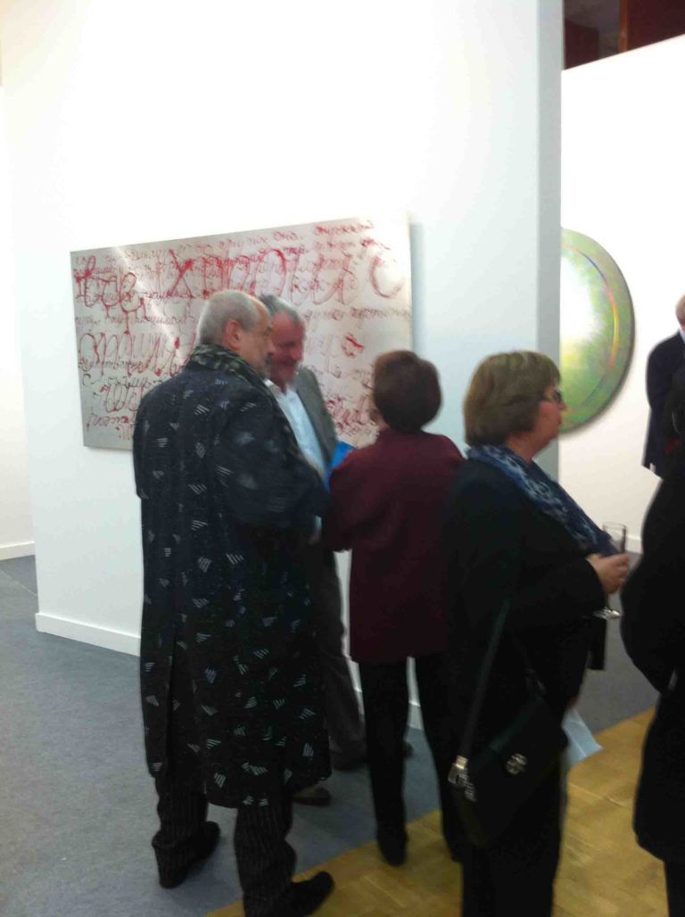 Art Moscow 2011 3 Non solo Biennale. Mosca mette sul piatto anche la quindicesima edizione della fiera Art Moscow, e fra gli stand compare anche un po’ di Italia. A voi tutte le foto