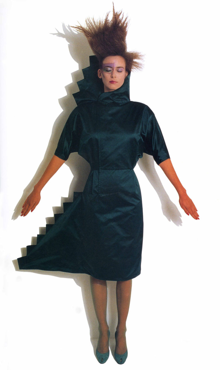 Cinzia Ruggeri Homage to Lévi Strauss dress AutumnWinter collection 1983–4 © VA images Tra apocalisse e nostalgia. A Londra autunno Postmodern
