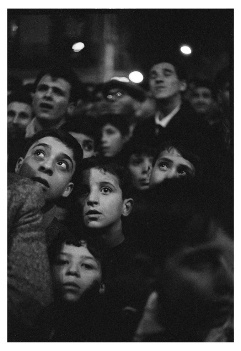 Ferdinando Scianna I creativi e la loro Prima volta. Da Francis Alÿs a Vinicio Capossela, a Bari ci fanno un festival