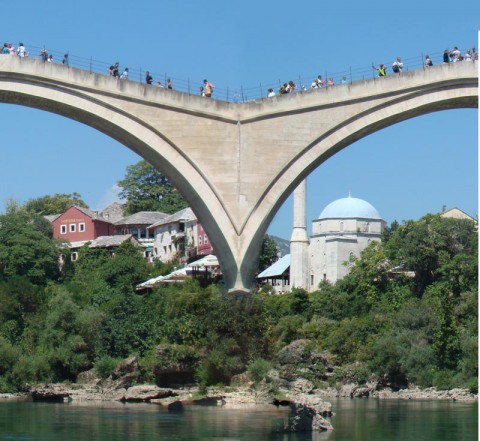 Igor Sovilj Mostar Bridge Se questi sono i Balcani, viva i Balcani. Un volume, una mostra, una serie di dialoghi: si conclude a Sarajevo il viaggio guidato da aMAZElab