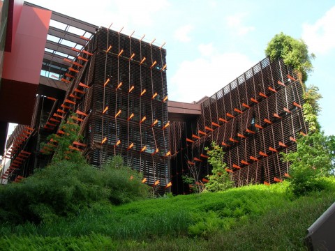Il giardino del Musée du Quai Branly Dal Congo al Bahrain, al Laos, a Parigi per scoprire la fotografia che non ti aspetti. Grazie alla biennale Photoquai (Branly)