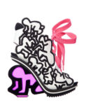 Nicholas Kirkwood Keith Haring Collection 2011 2 Avere Keith Haring ai piedi. La fantasia di un’accanita fan? No. Semplicemente le folli art-shoes di Nicholas Kirkwood