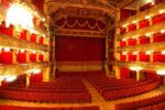 Teatro Carignano Sala foto di Bruna Biamino Tempi di crisi? Torino si rifugia nella Spiritualità. Anteprima di lusso per il festival in arrivo a fine settembre