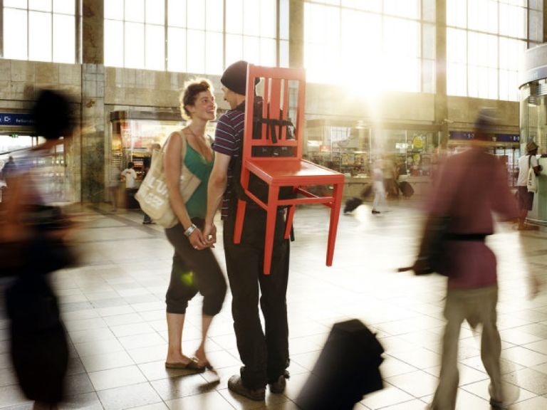 Vienna Design Week ‘11 – Stazione – © David Payr Come stanno seduti americani, scandinavi, italiani o tedeschi? Questa e altre domande per i dieci giorni della Vienna Design Week 2011…