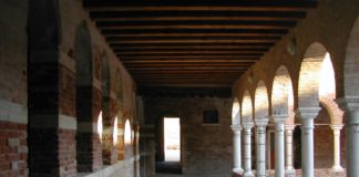 Fondazione Bevilacqua La Masa, il chiostro SS Cosma e Damiano, Venezia