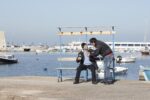 personaggi del chiringuito Water specific. In acqua o sui moli, è il porto vecchio di Bari la location delle installazioni del progetto Amarelarte