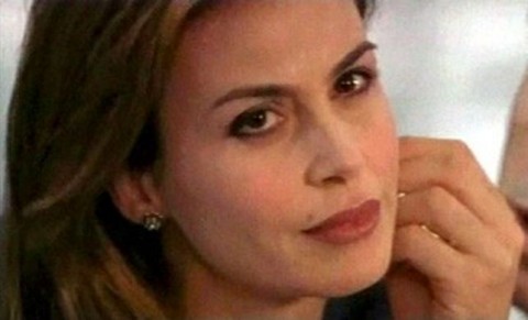 sabrina colle Lo Strillone: il (non) sesso di Vittorio Sgarbi sul Giornale. E poi Umberto Eco, Vasco Rossi, Caravaggio a Cuba…