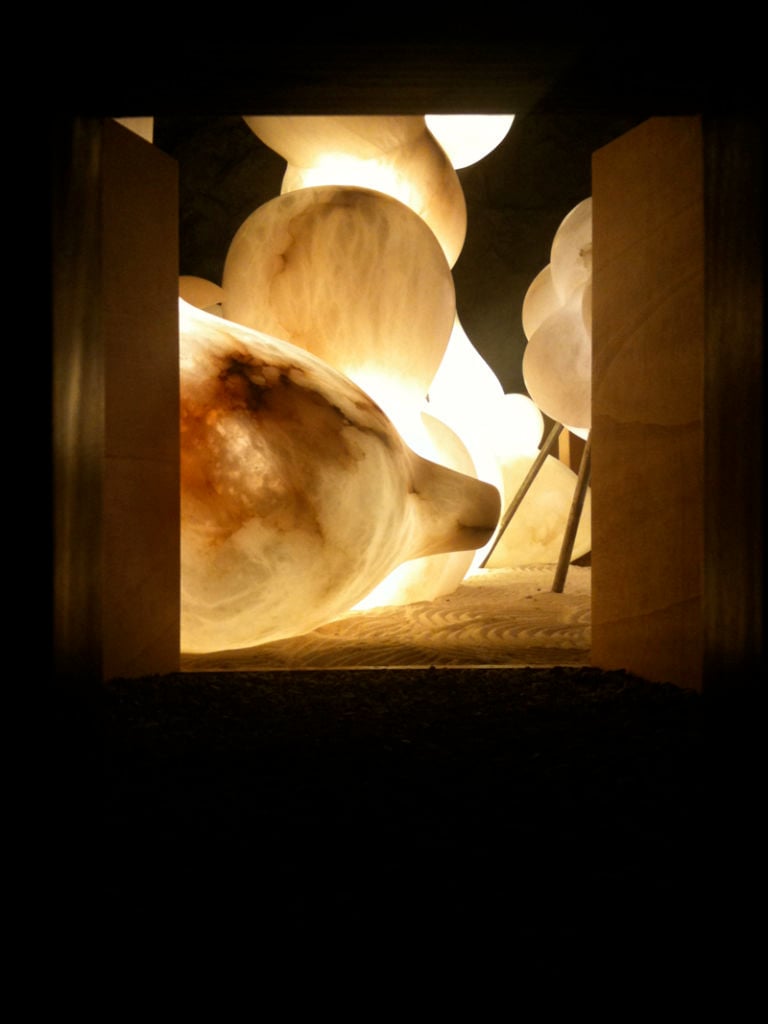 34Zen Garden 2000 particolare dellinstallazione courtesy Galleria Continua San Gimignano Beijing Le Moulin photo Valentina Grandini Ricordando Chen Zen