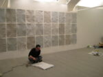 6 Alessandro Laita davanti alla sua installazione More than a yearly exhibition