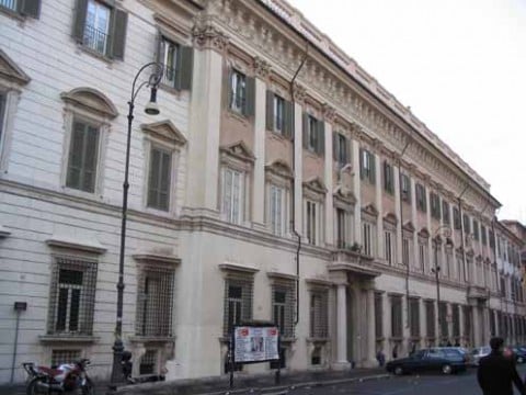 Palazzo Odescalchi Da Palazzo Colonna a Palazzo Odescalchi, la Roma antica saluta la nuova sede della casa d’aste Bloomsbury Auctions