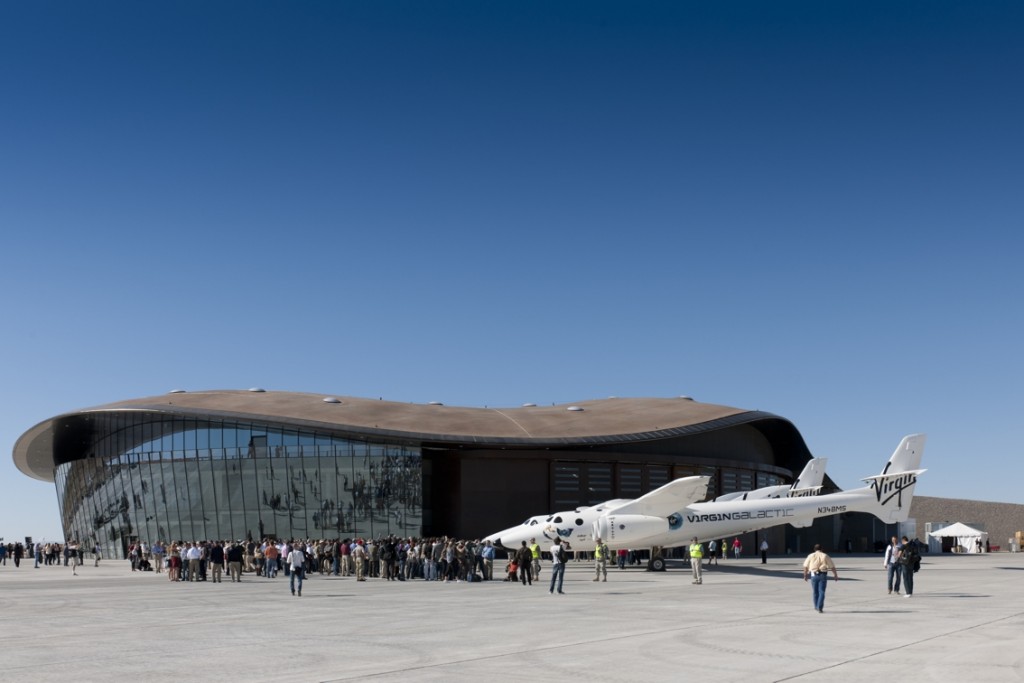 2011 odissea (turistica) nello spazio. Ecco le foto della prima base spaziale privata al mondo. L’ha disegnata Sir Norman Foster