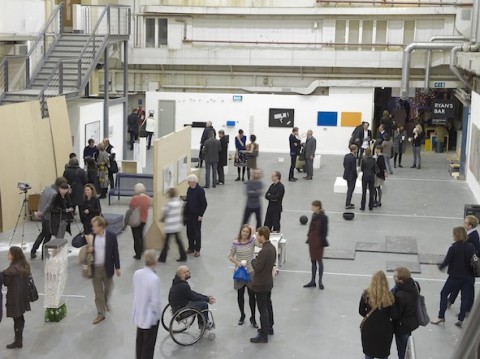 Sunday 2010 foto Andy Keate London Updates: torna la seconda edizione di Sunday. La più fighetta (ma forse anche la più riuscita) delle fierette fighette. Con presenza italiana da decifrare: ultimi nelle gallerie, primi nelle riviste