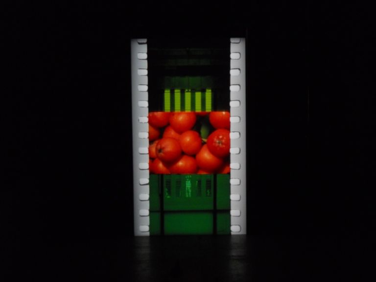 Tacita Dean – Film Turbine Hall Tate Modern 5 London Updates: cinematografo Tate. Ecco a voi le nostre foto del Film sui film di Tacita Dean alla Turbine Hall