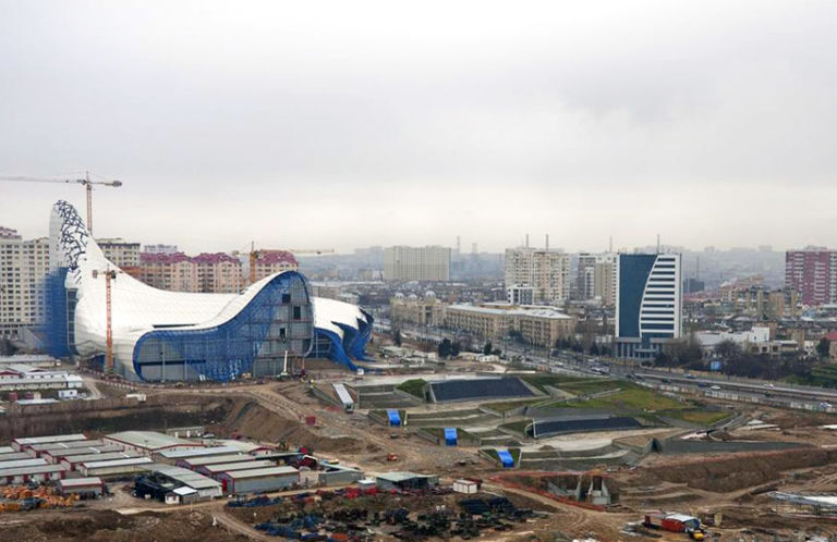 Zaha Hadid Heydar Aliyev Cultural Centre Baku courtesy zaha hadid architects 1 Bello, ma sotto che c’è? Accontentati: direttamente dall’Azerbaijan, ecco l’underwear delle architetture di Zaha Hadid