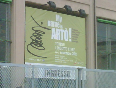 Torino Updates: Artissima, The Others, Dna. E la quarta incomoda. Al Lingotto c'è anche la fiera Artò, sull'artigianato e il design. Qualcuno c'è stato?