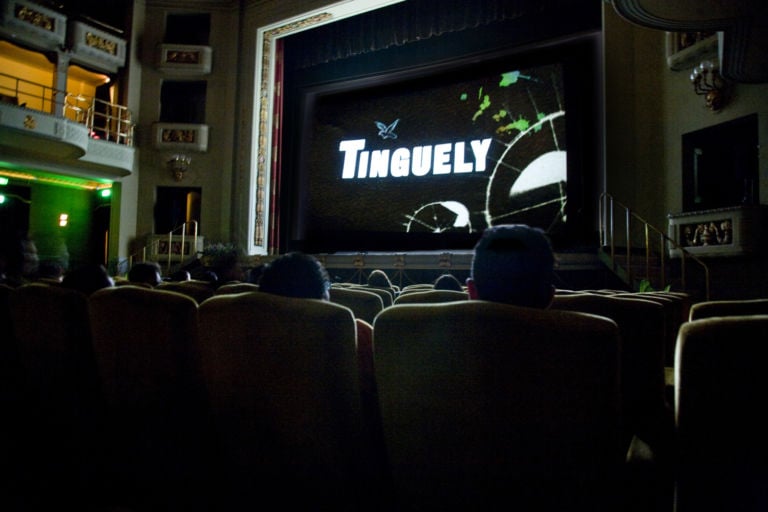 Cinema Odeon la sala durante la proiezione di Tinguely Va ad Alterazioni Video il Premio Lo schermo dell’arte Film Festival 2011. Oggi al Cinema Odeon di Firenze la serata conclusiva