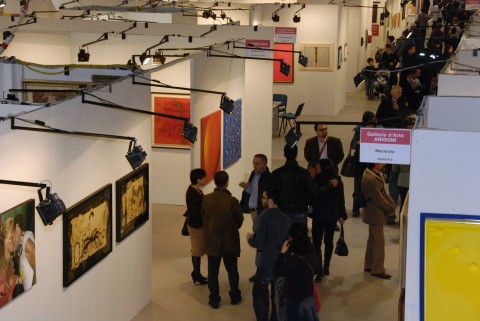 Contemporanea a Forlì foto di Simone Tomaselli Altro che the others, the ghosts: ovvero le fiere che nessuno vedrà mai. Forli e Piacenza, kamikaze negli stessi giorni della art week torinese