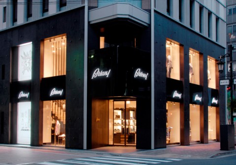 La Boutique Brioni a Tokyo Barack Obama? Lo voglio vestire io. E dopo Palazzo Grassi e Punta della Dogana continua lo shopping italiano di monsieur Pinault. Con Brioni