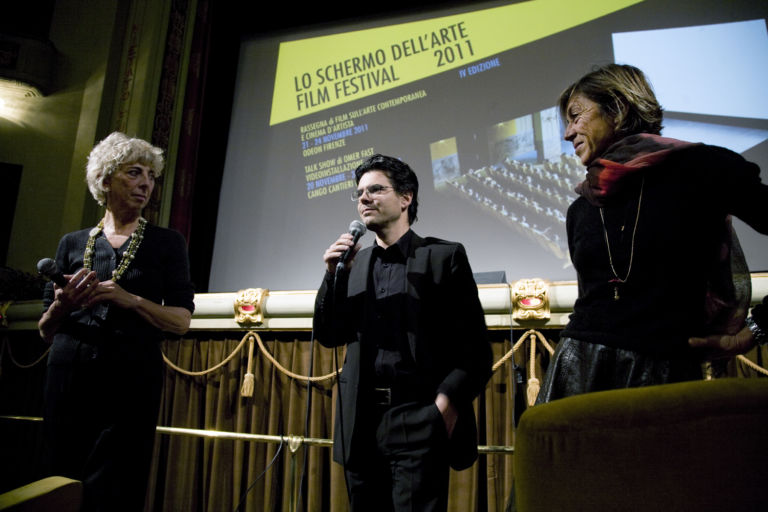 Silvia Lucchesi e Thomas Thumena regista di Tinguely Va ad Alterazioni Video il Premio Lo schermo dell’arte Film Festival 2011. Oggi al Cinema Odeon di Firenze la serata conclusiva