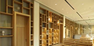 La caffetteria-bookshop progettata da Michele De Lucchi - Gallerie d'Italia - Piazza Scala - Milano