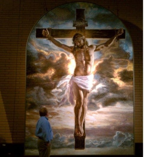 Crucifixion di Mia Tavonatti primo premio nel 2011 Che succederà mai di così importante a Grand Rapids, Michigan? Succede il più ricco premio d’arte del mondo, oltre 550mila dollari