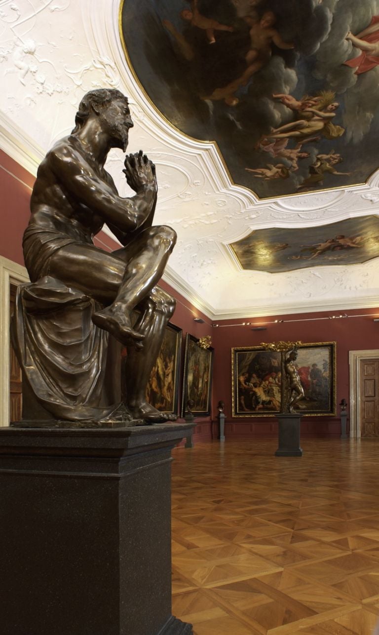 Liechtenstein Museum – Vista della Sala VII con opere di Adrian de Fries’ e di Peter Paul Rubens Che fare se i conti sono in rosso? A Vienna il Museo Liechtenstein non ci pensa due volte: da gennaio solo visite su appuntamento…