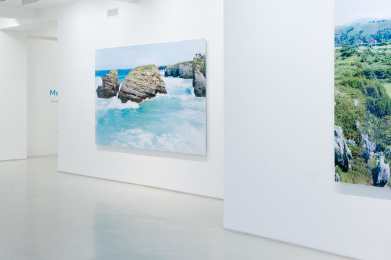 Massimo Vitali Brancolini Grimaldi Londra 9 Bianco Vitali. Abbacinanti e metafisici paesaggi alla conquista di Londra, ecco le immagini della personale da Brancolini Grimaldi