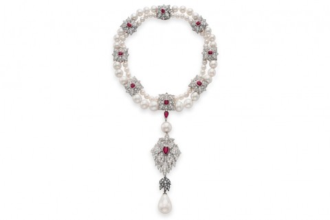 collana liz Follie per Liz Taylor. Da Christie’s NY l’asta della collezione della diva trascina al record tutta la vendita di gioielli, con 137 milioni di dollari