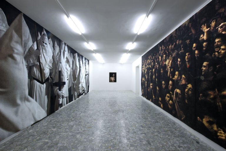 CH 2011 Veduta parziale della mostra 2 Galleria Artiaco foto Francesco Squeglia Coesistenza e superficie